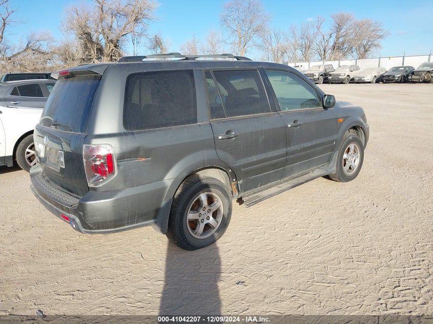 2008 HONDA PILOT VIN: 5FNYF28408B000792