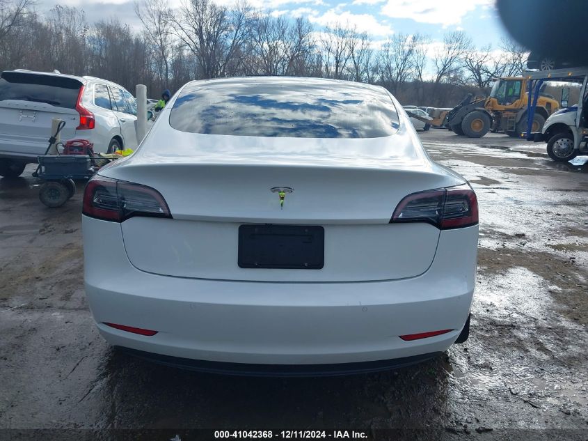 2019 Tesla Model 3 Long Range/Mid Range/Standard Range/Standard Range Plus VIN: 5YJ3E1EA1KF299833 Lot: 41042368