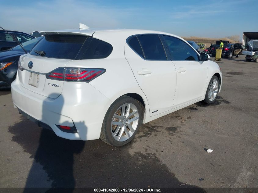 VIN JTHKD5BH4E2208468 2014 Lexus CT, 200H no.4