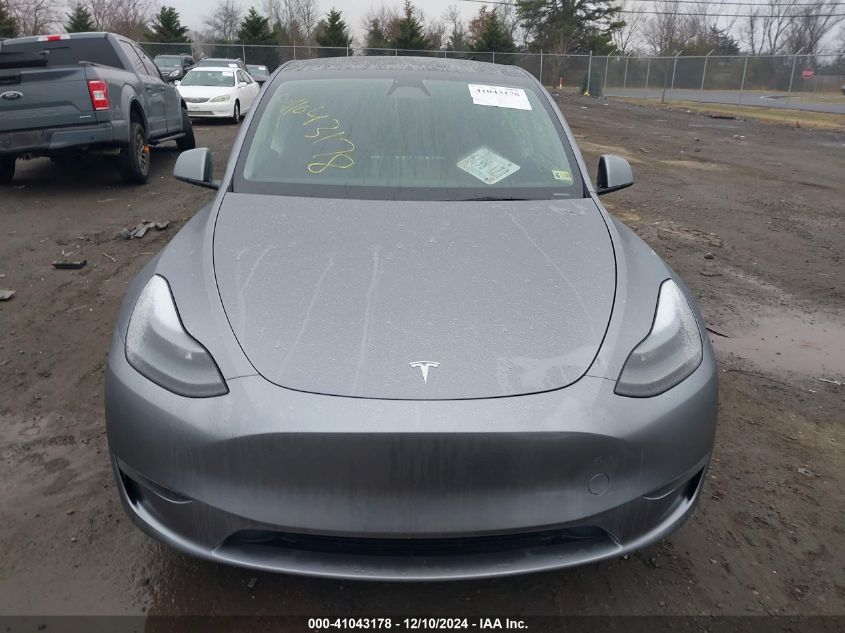 2024 Tesla Model Y Long Range Dual Motor All-Wheel Drive VIN: 7SAYGDEE2RA311485 Lot: 41043178