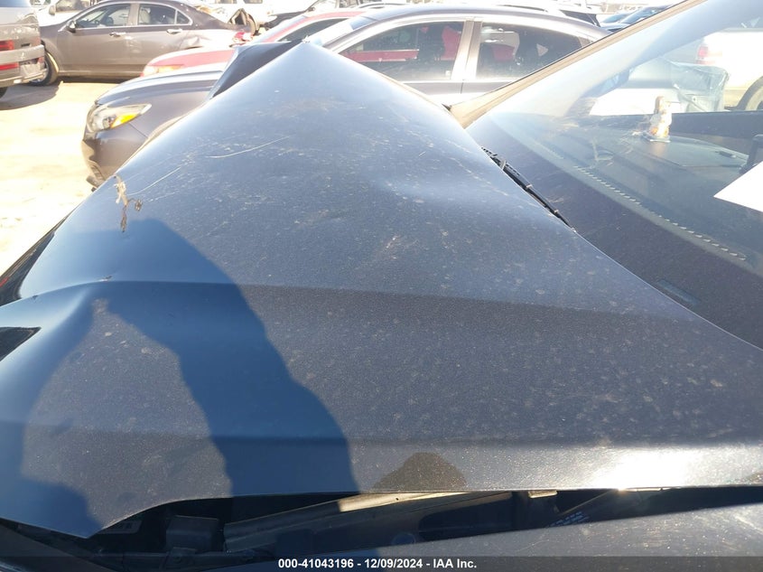 2017 Hyundai Santa Fe Sport 2.4L VIN: 5NMZUDLB8HH019990 Lot: 41043196