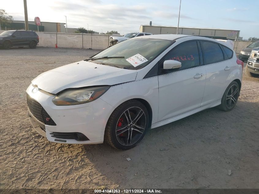 VIN 1FADP3L95EL291924 2014 Ford Focus St no.2