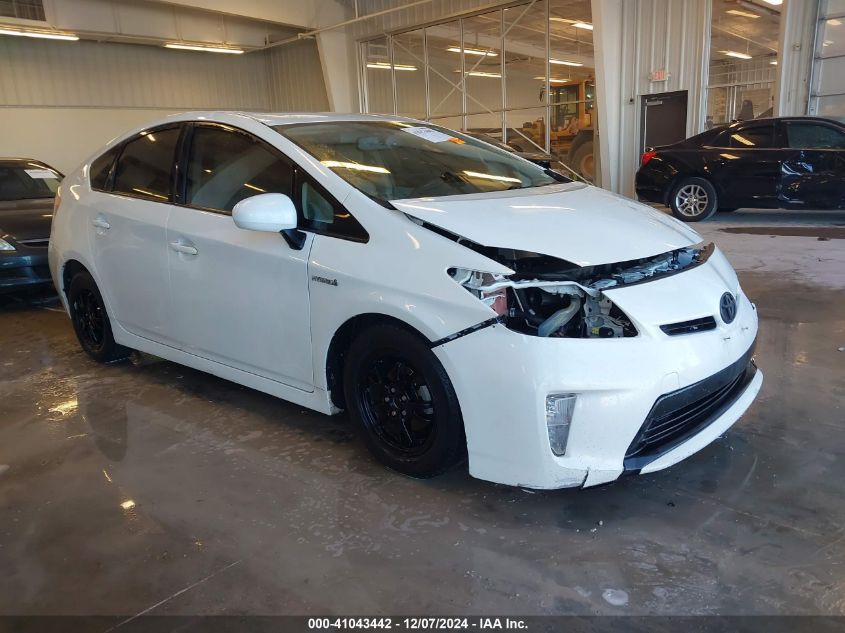 VIN JTDKN3DUXF0438493 2015 Toyota Prius, Four no.1