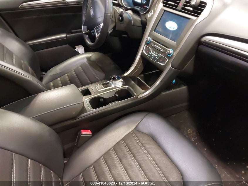 2017 FORD FUSION VIN: 3FA6P0H95HR289158