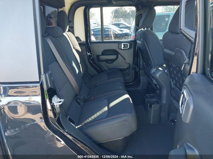 2022 Jeep Gladiator - 1C6JJTEG4NL150571