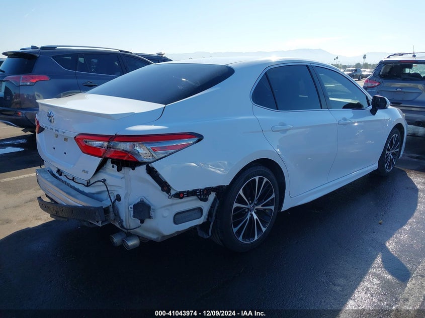 2018 TOYOTA CAMRY SE - 4T1B11HK6JU527368