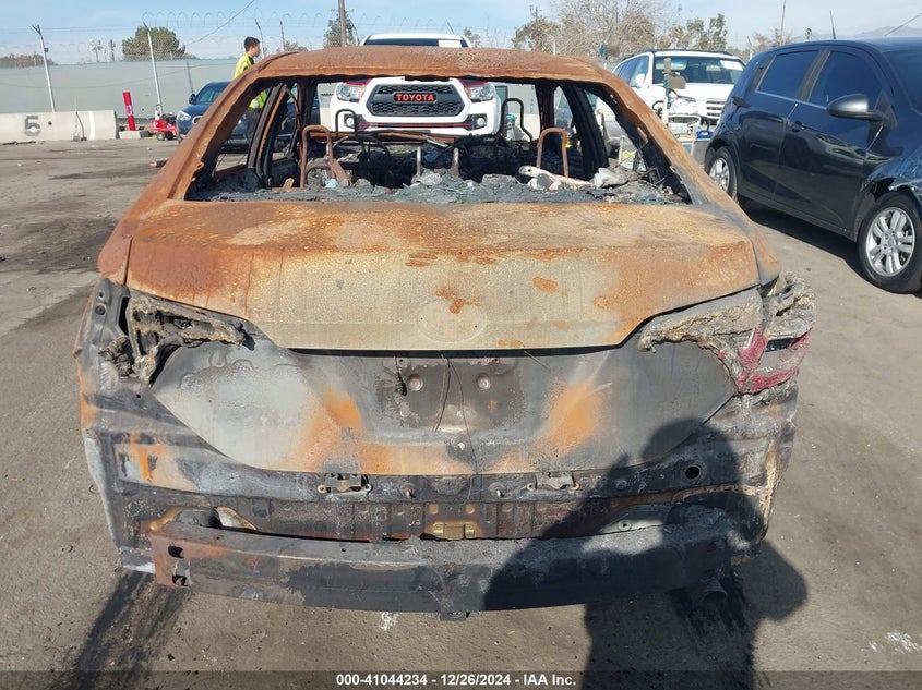 2017 TOYOTA COROLLA LE - 5YFBURHE6HP714895