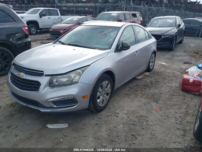 VIN 1G1PA5SH3F7153914 2015 CHEVROLET CRUZE no.2