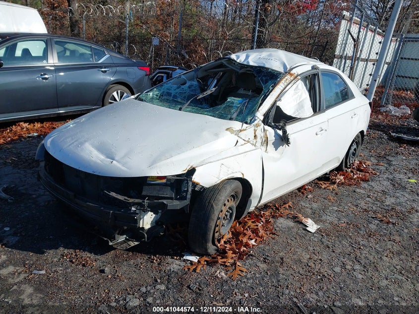 2013 KIA FORTE LX - KNAFT4A2XD5708996