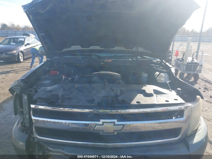 2011 CHEVROLET SILVERADO 1500 VIN: 3GCPKTE39BG212827