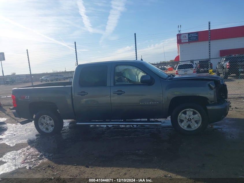 2011 CHEVROLET SILVERADO 1500 VIN: 3GCPKTE39BG212827