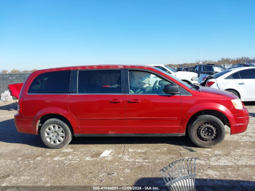 2010 Chrysler Town & Country Lx VIN: 2A4RR4DE5AR103149 Lot: 41044891