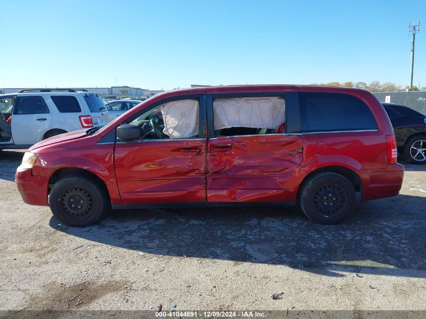 2010 Chrysler Town & Country Lx VIN: 2A4RR4DE5AR103149 Lot: 41044891