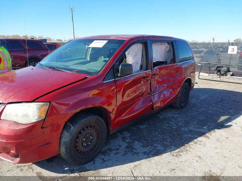 2010 Chrysler Town & Country Lx VIN: 2A4RR4DE5AR103149 Lot: 41044891