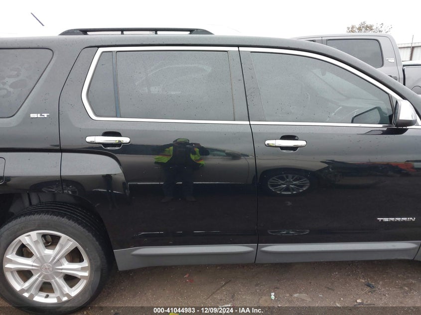 2017 GMC TERRAIN SLT - 2GKFLUEK7H6300631