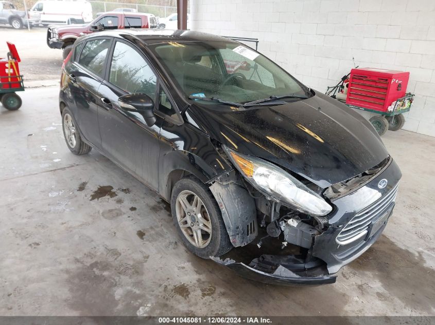 VIN 3FADP4EJ5JM107779 2018 FORD FIESTA no.1