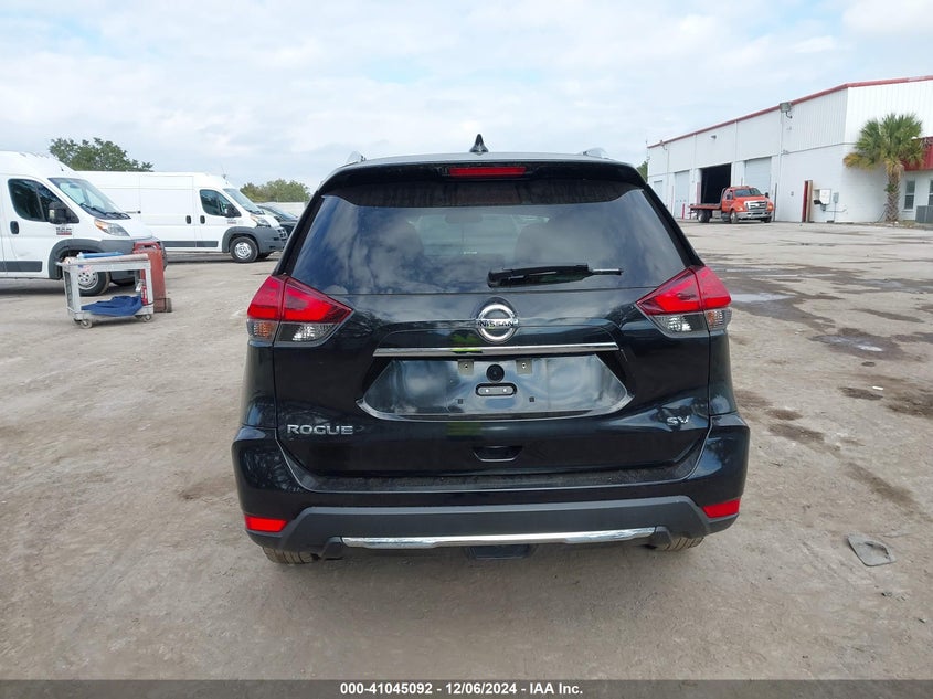 2017 NISSAN ROGUE SV - KNMAT2MT4HP585955