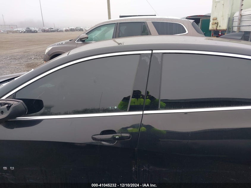 2019 CHEVROLET MALIBU LT - 1G1ZD5ST2KF138194