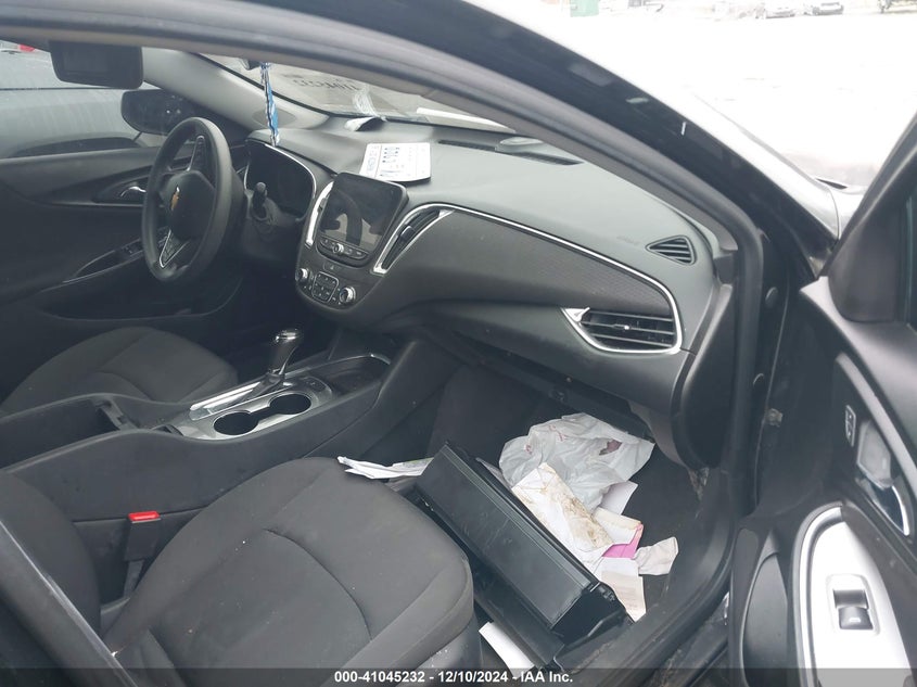 2019 CHEVROLET MALIBU LT - 1G1ZD5ST2KF138194