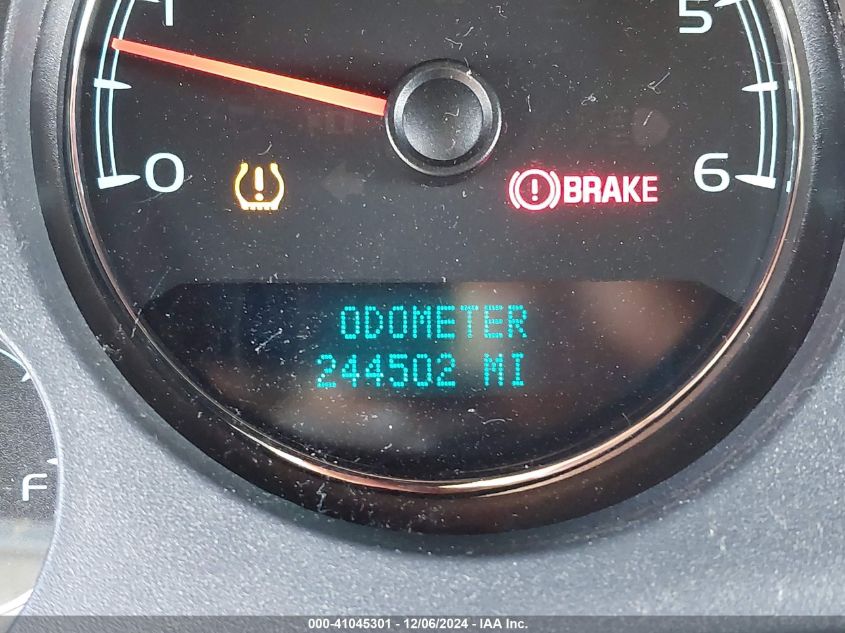 2008 Chevrolet Suburban 1500 Lt VIN: 1GNFC16008R238976 Lot: 41045301