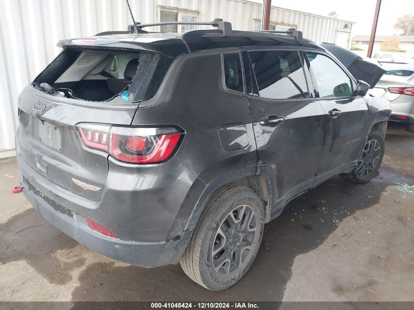 VIN 3C4NJDDB2KT849302 2019 JEEP COMPASS no.4