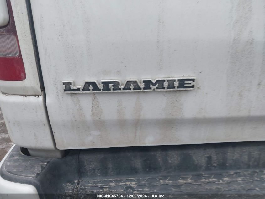 VIN 1C6SRFJT8KN728396 2019 RAM 1500, Laramie  4X4 5... no.13