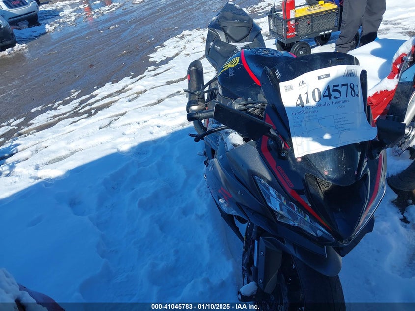 B'z 会報　　be with Vol.010〜015  .017 Amazon.com: HELLA 010131051 BMW 5 (F10, F11) Driver Side