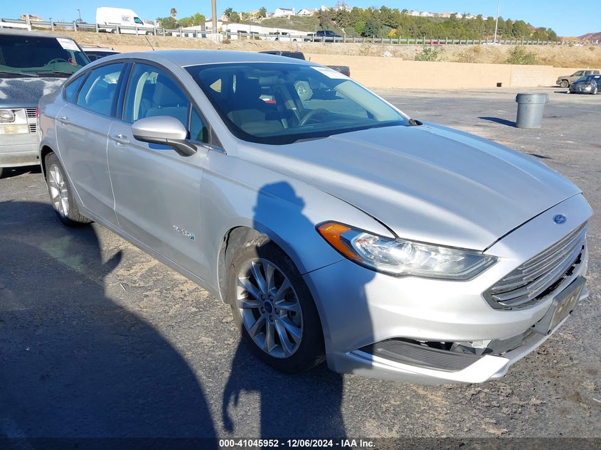 FORD FUSION HYBRID SE 2017