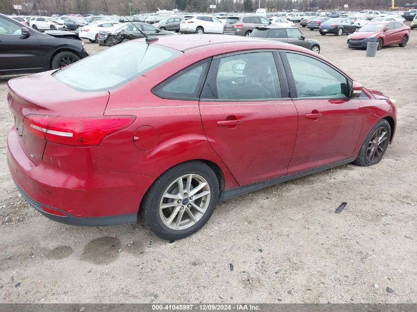 VIN 1FADP3F21FL252084 2015 Ford Focus, SE no.4