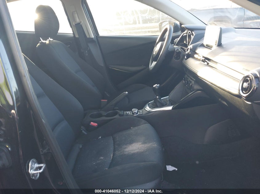 2016 SCION IA VIN: 3MYDLBZV8GY121783