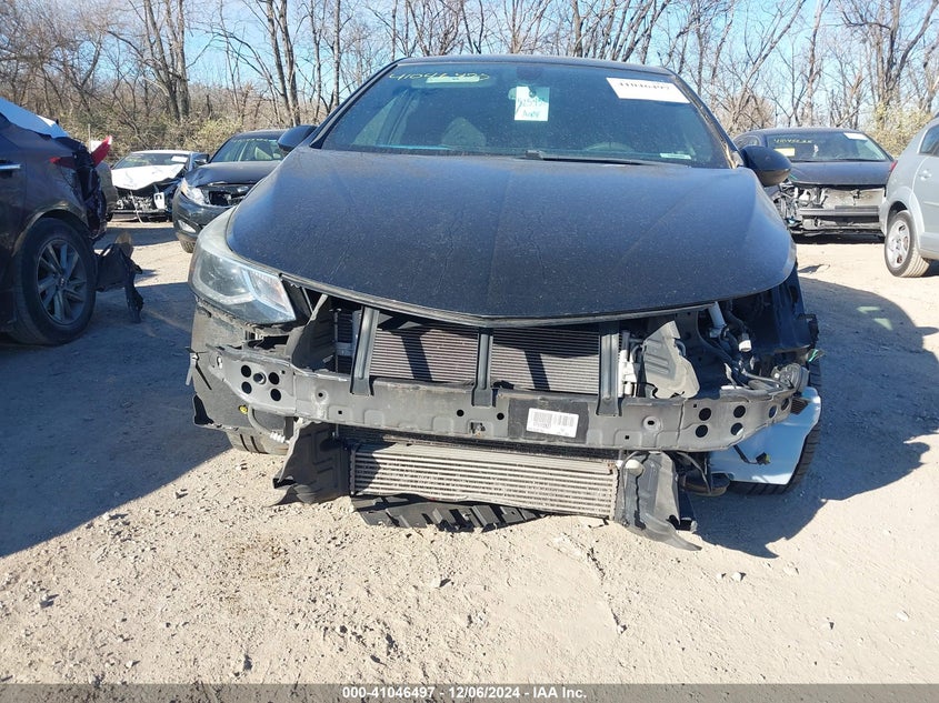 2017 CHEVROLET CRUZE VIN: 1G1BE5SM8H7112841