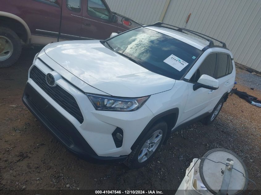 VIN 2T3W1RFV7MC161608 2021 Toyota RAV4, Xle no.2