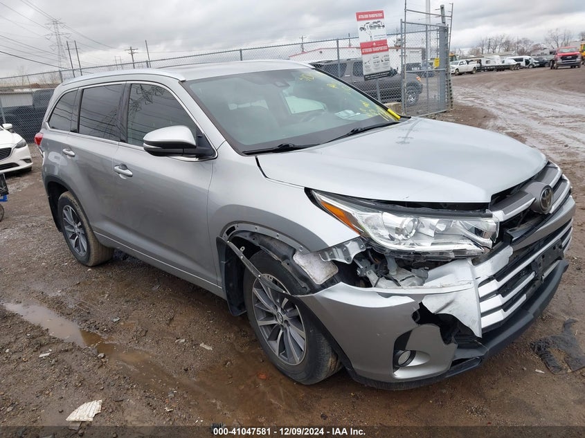 2018 TOYOTA HIGHLANDER