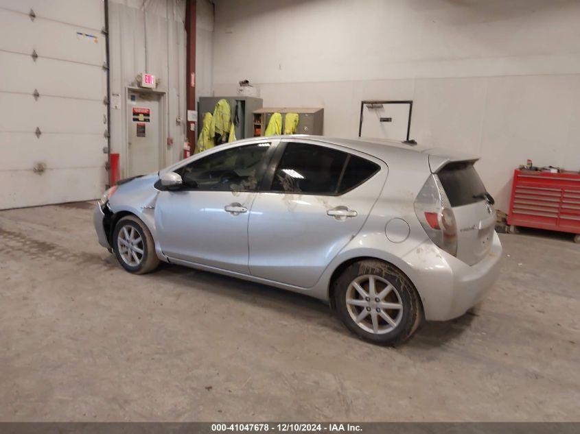 VIN JTDKDTB37E1568267 2014 TOYOTA PRIUS C no.3