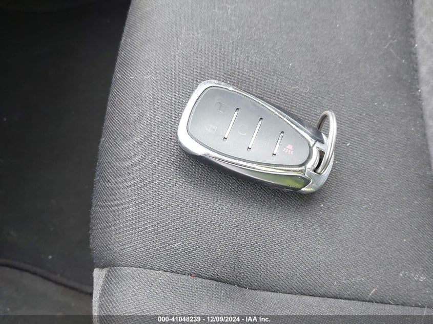 2019 CHEVROLET MALIBU VIN: 1G1ZD5ST3KF165808