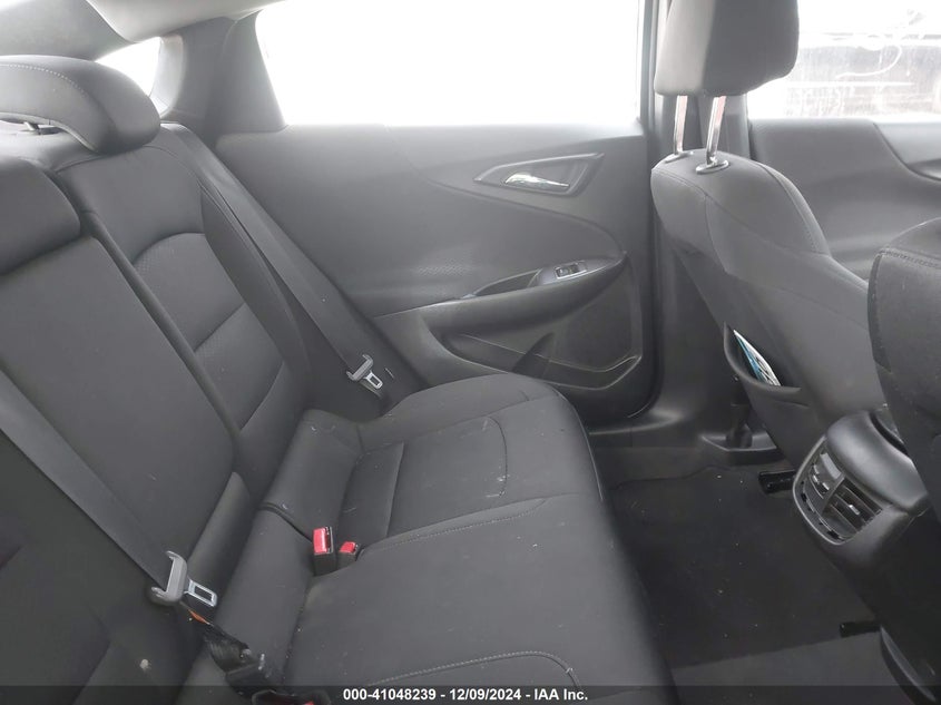 2019 CHEVROLET MALIBU VIN: 1G1ZD5ST3KF165808