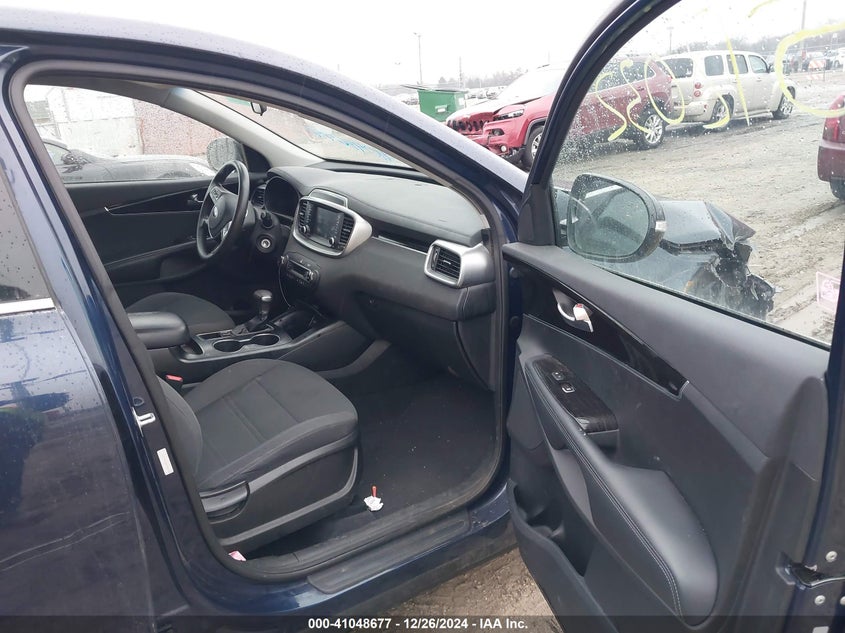 2019 KIA SORENTO VIN: 5XYPG4A54KG489222