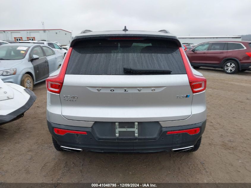 VIN YV4162UM8K2102615 2019 VOLVO XC40 no.16