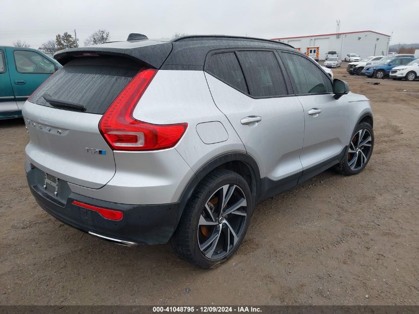 VIN YV4162UM8K2102615 2019 VOLVO XC40 no.4