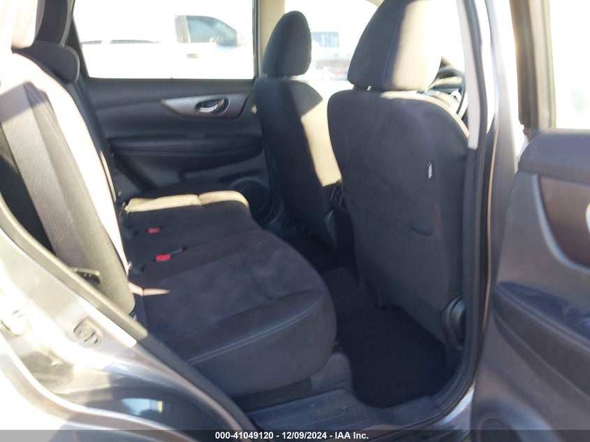 2015 NISSAN ROGUE SV - KNMAT2MT4FP523954