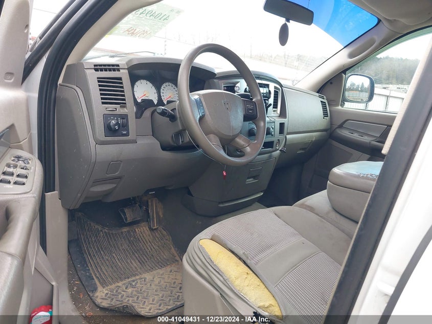 2007 Dodge Ram 1500 Slt/Trx4 Off Road/Sport VIN: 1D7HU18P27S229962 Lot: 41049431