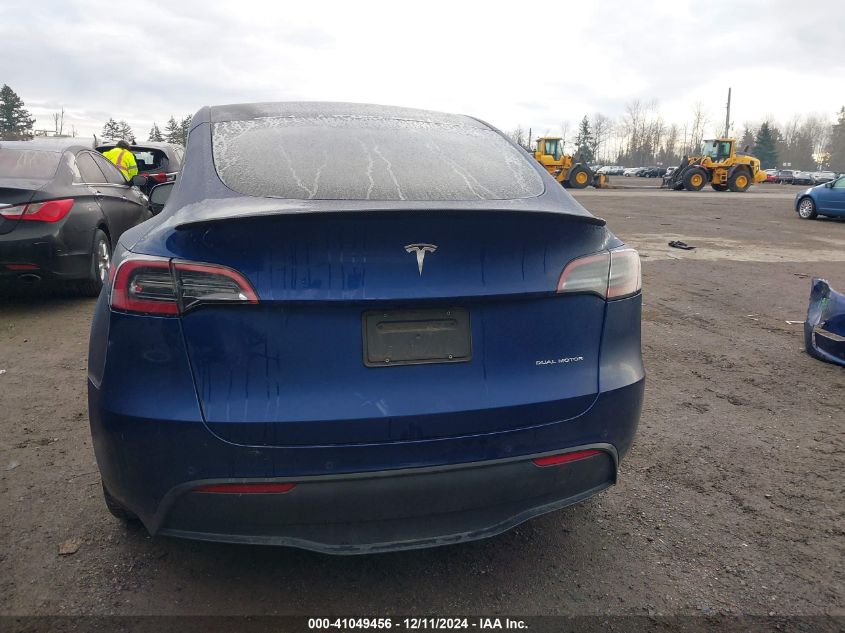 2022 Tesla Model Y Long Range Dual Motor All-Wheel Drive VIN: 7SAYGDEE8NF376077 Lot: 41049456