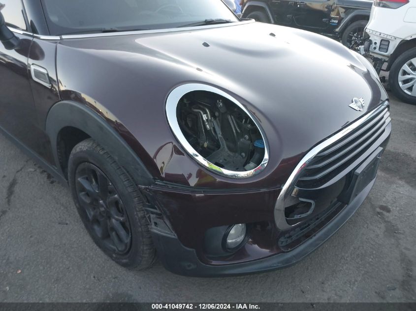 2017 Mini Clubman Cooper VIN: WMWLN5C38H2E33793 Lot: 41049742