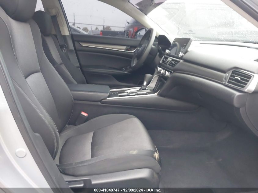 VIN 1HGCV1F1XJA156757 2018 Honda Accord, LX no.5