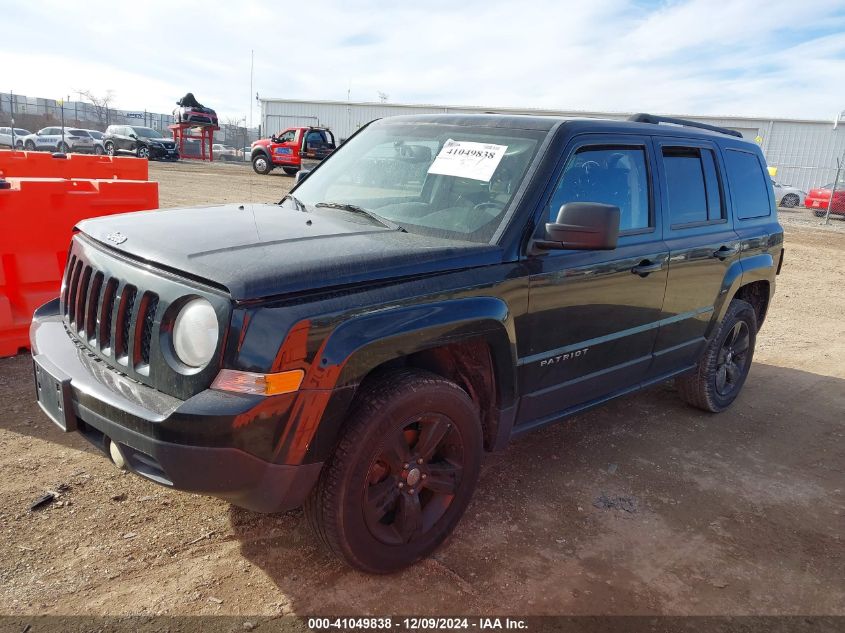 VIN 1C4NJRFB5DD281405 2013 Jeep Patriot, Latitude no.2