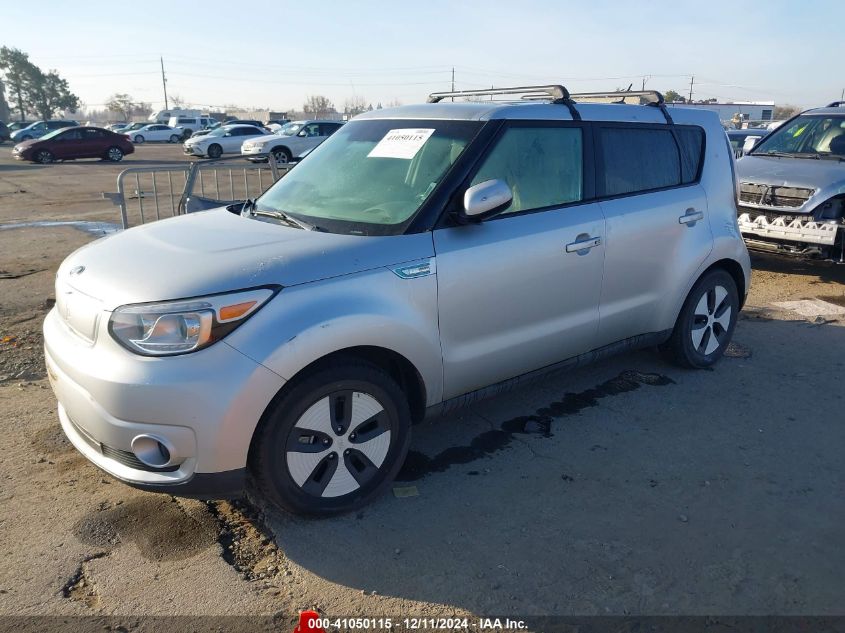 VIN KNDJP3AE5H7022297 2017 KIA SOUL EV no.2