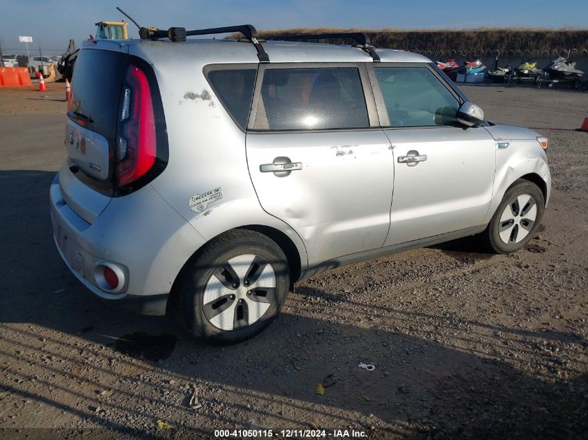 VIN KNDJP3AE5H7022297 2017 KIA SOUL EV no.4