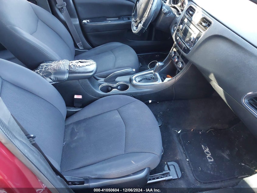2013 CHRYSLER 200 LX - 1C3CCBAB6DN670410