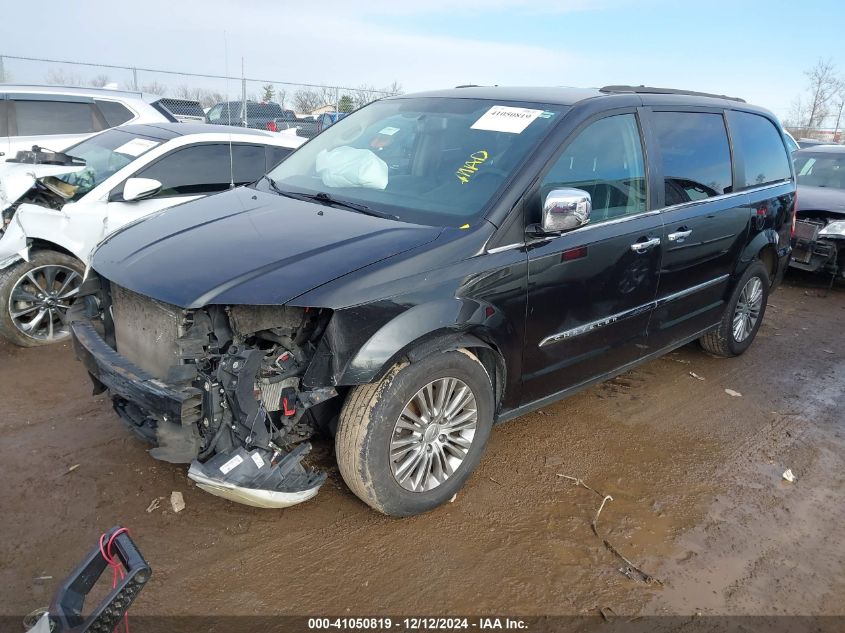 VIN 2C4RC1CG3DR572513 2013 Chrysler Town and Countr... no.2