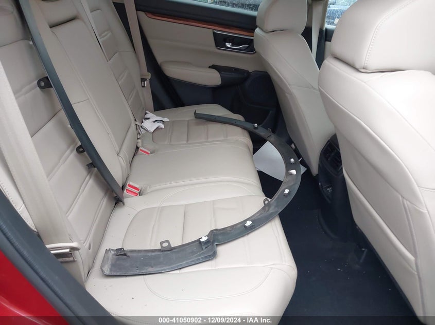2019 HONDA CR-V VIN: 2HKRW2H83KH601081